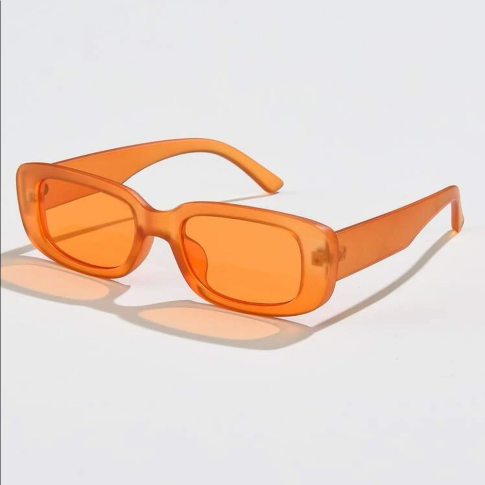 🌸 NWT Orange sunglasses - Picture 2 of 2